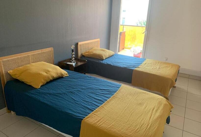 Bel Appartement Climatisé & Parking