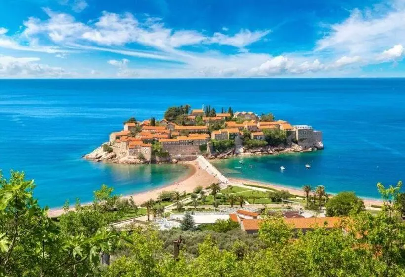 Barbara Sveti Stefan