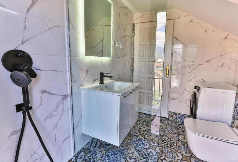 Barbara Sveti Stefan