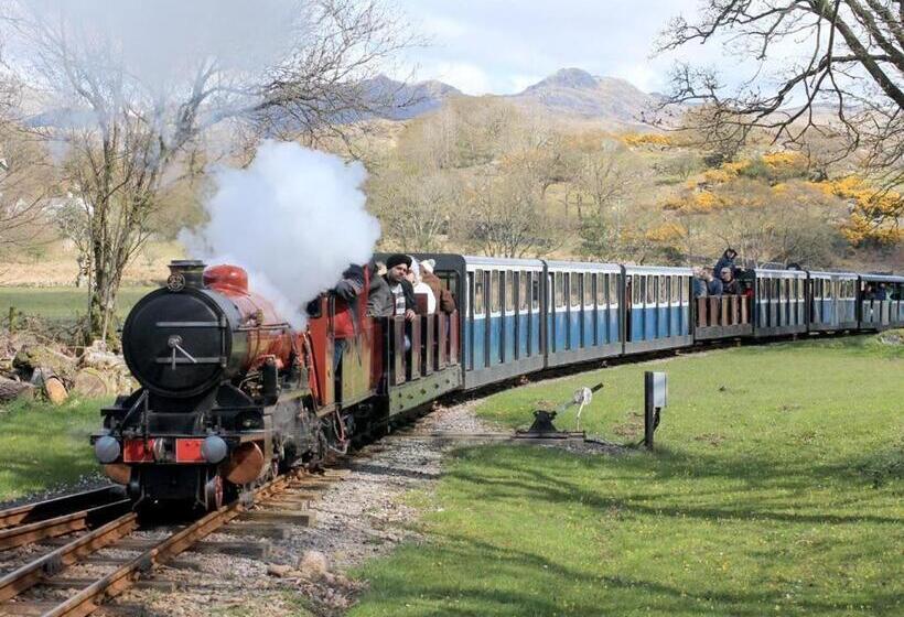 Ground Floor Apartment Twin King Bed Option Free Off Street Parking