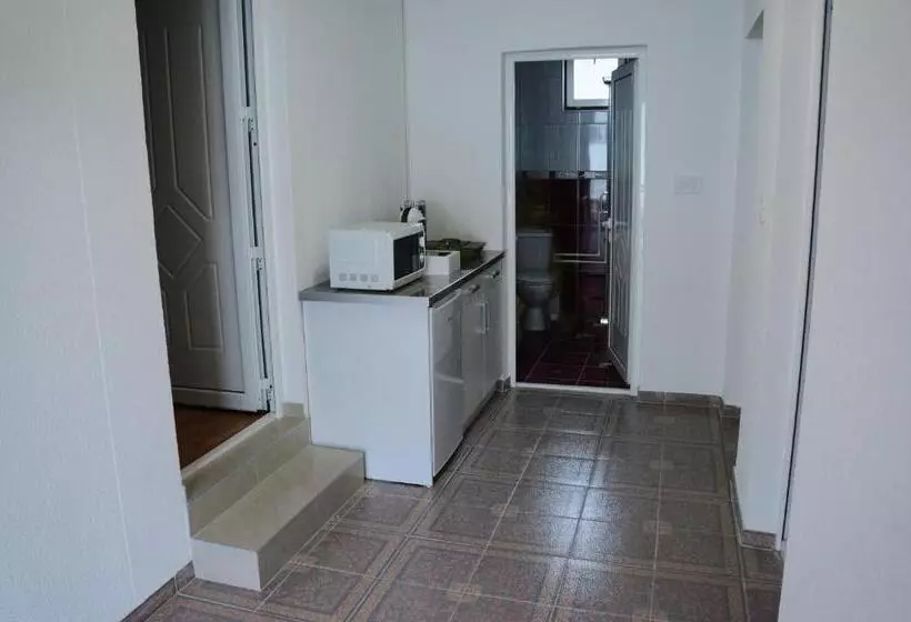 Guest House Lona