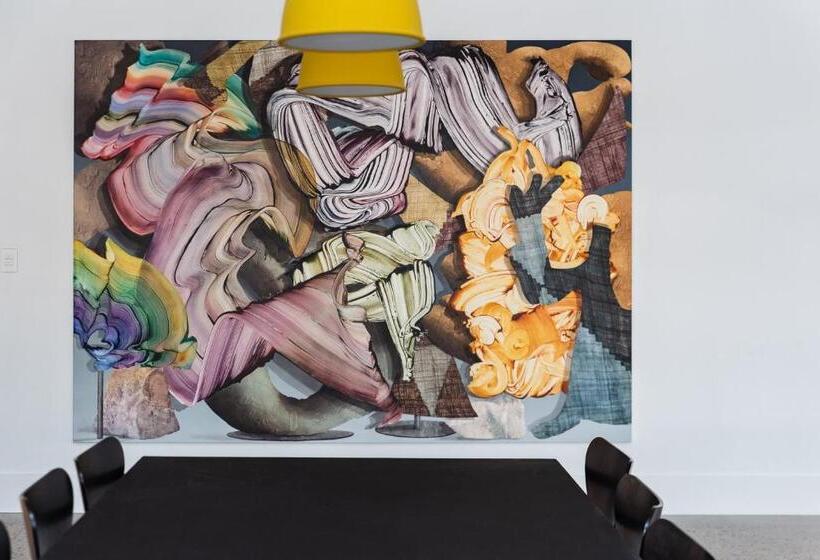 Отель Mona Farm