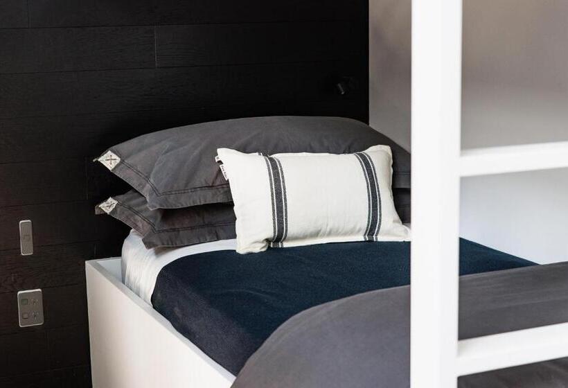 Отель Mona Farm