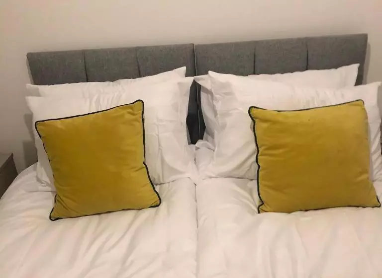 Lovely 3 Bed House In Chafford Hundred