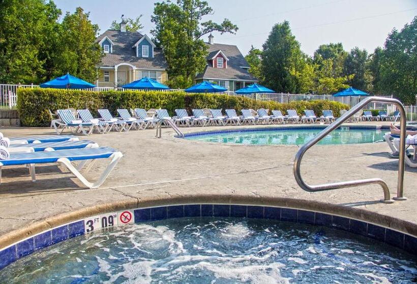 リゾートホテル Stormy Point Village