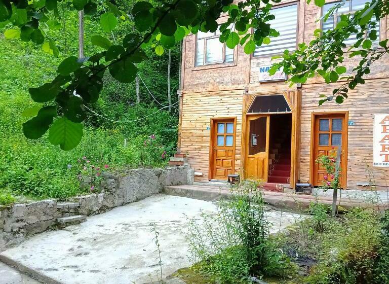 Ayder Nazlı çiçek Apart