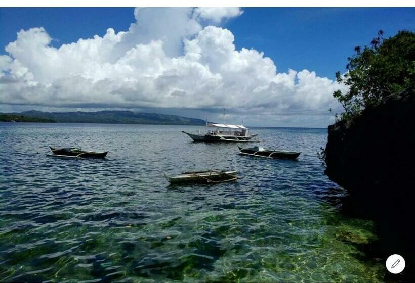 Gialyn S Bed And Breakfast