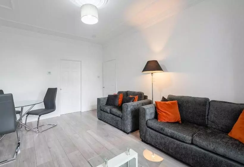 Hilltown Apartment