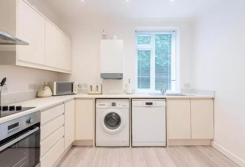 Hilltown Apartment