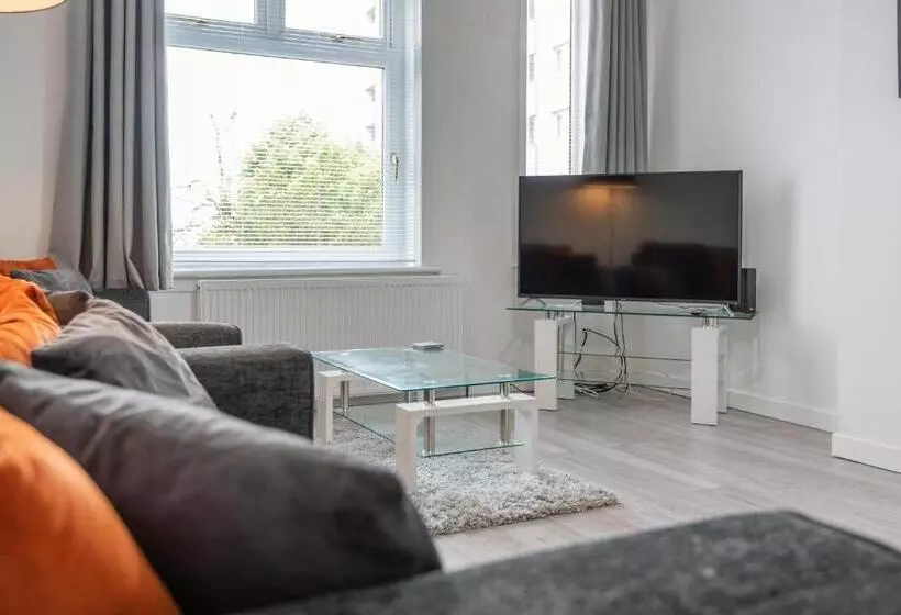 Hilltown Apartment
