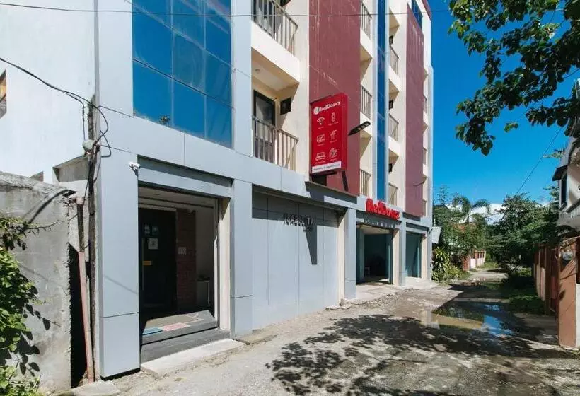 Reddoorz At Isabelita Hotel Tuguegarao City