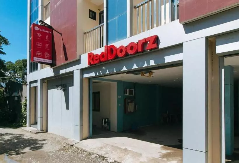 Reddoorz At Isabelita Hotel Tuguegarao City