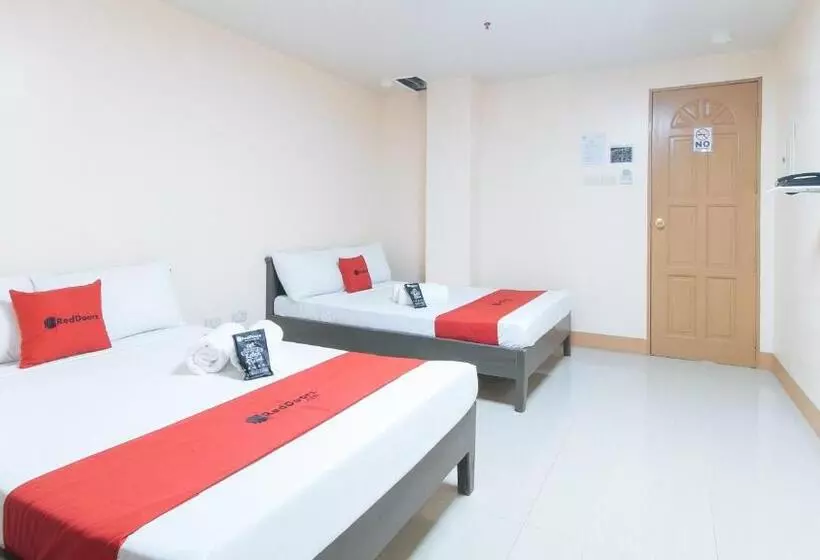 Reddoorz At Isabelita Hotel Tuguegarao City