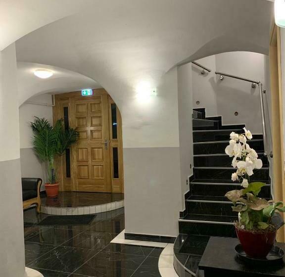 هتل Rooms Valentino