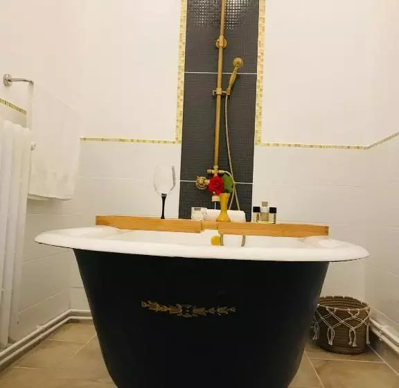 Joseph Hayn Apartments