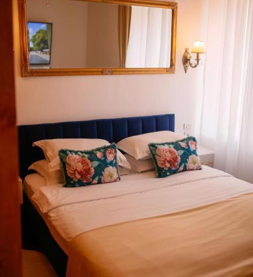 Joseph Hayn Apartments