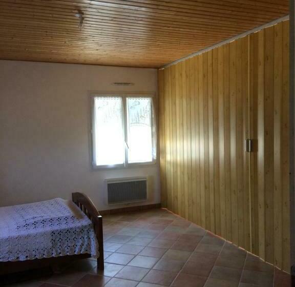 بنسيون Maisons De Vacances à Curzon