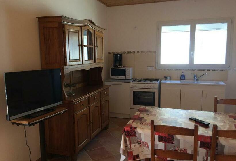 بنسيون Maisons De Vacances à Curzon