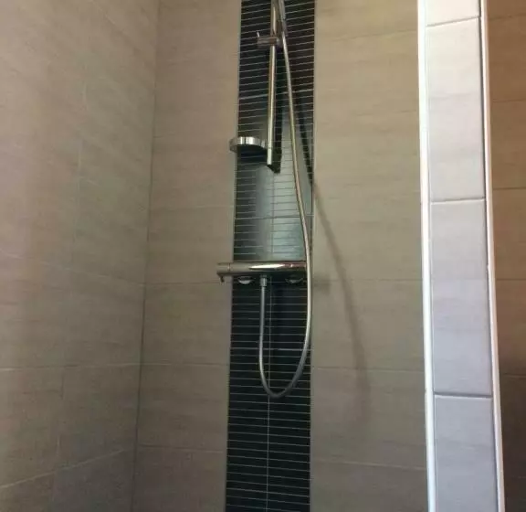 Majatalo Maisons De Vacances à Curzon