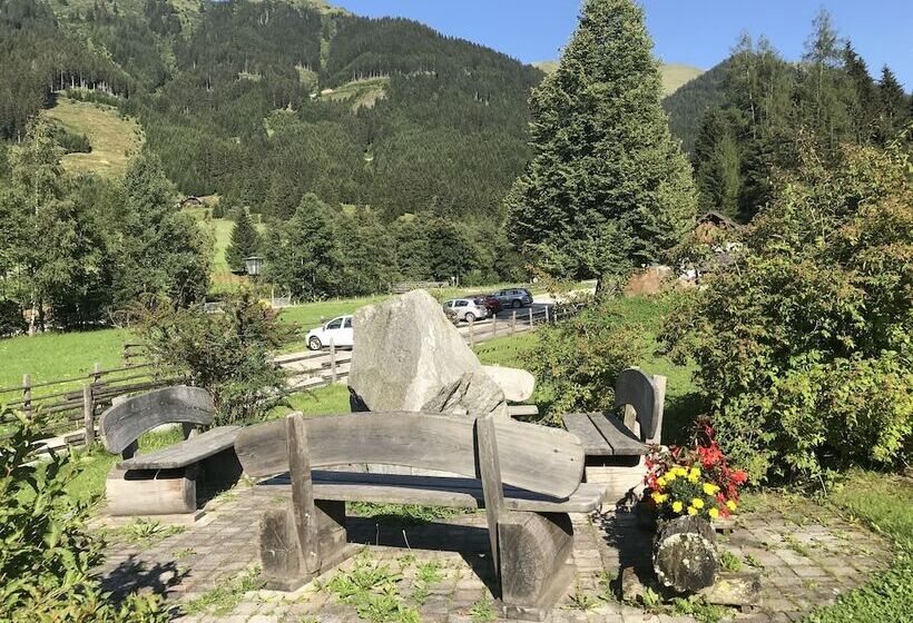 فندق صغير Gasthof Zum Gamsjäger