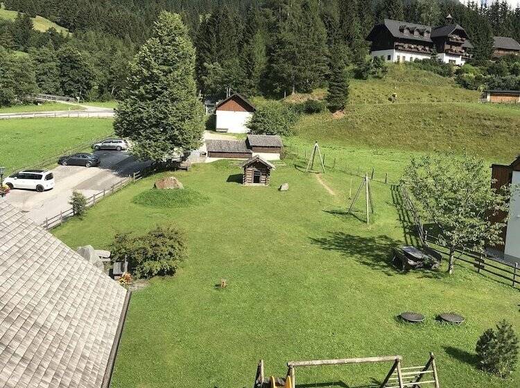 فندق صغير Gasthof Zum Gamsjäger