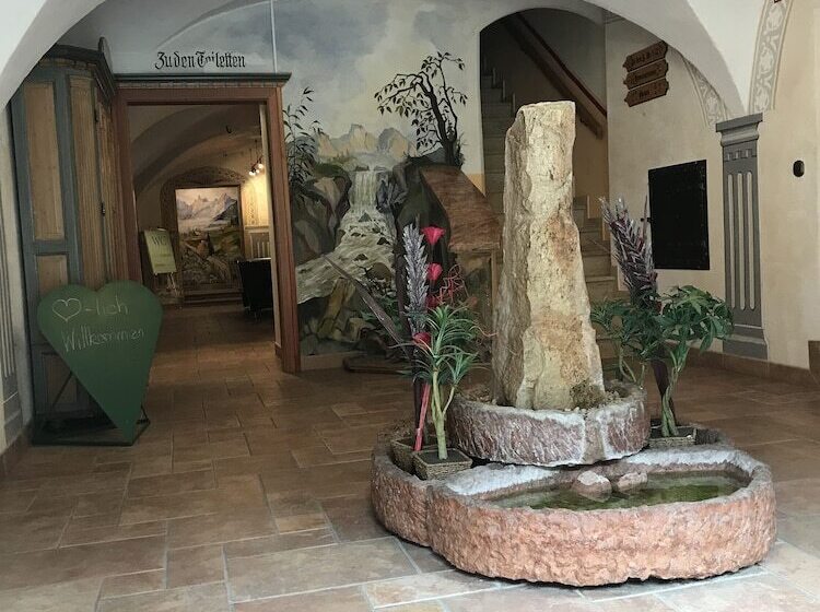 فندق صغير Gasthof Zum Gamsjäger