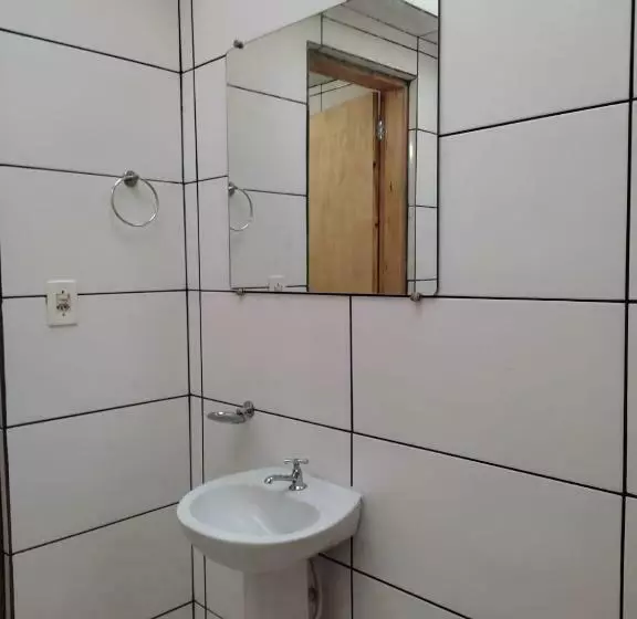 Retkeilymaja Pousada Brum