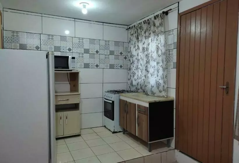 Retkeilymaja Pousada Brum