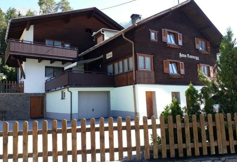 ベッドアンドブレックファースト Haus Tannegg