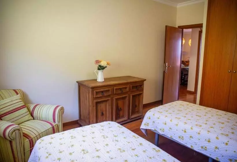 Caniço Quintas Iii By Trip2portugal