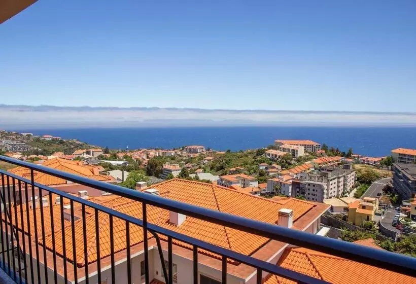 Caniço Quintas Iii By Trip2portugal