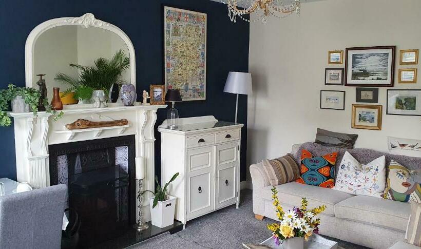 Grove Bed & Breakfast