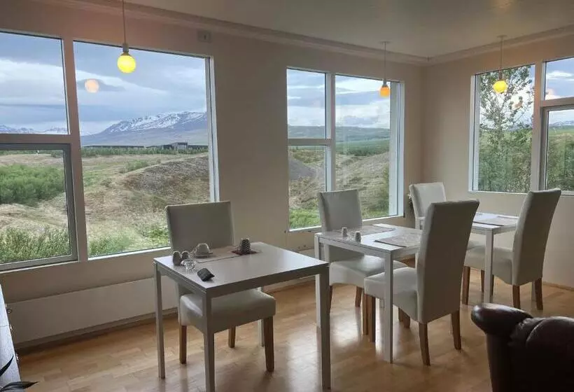 هتل Glæsibær 2 Guesthouse And Horsefarm