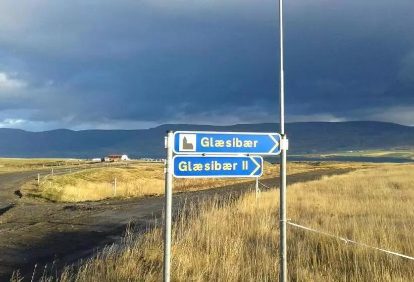 هتل Glæsibær 2 Guesthouse And Horsefarm