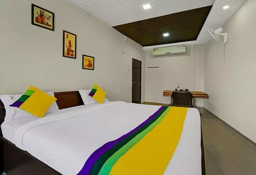 Itsy Hotels Sitara
