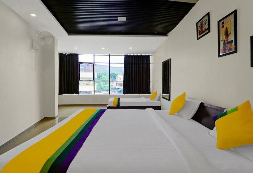 Itsy Hotels Sitara