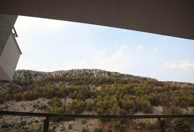 בית מלון כפרי Shëngjini Apartments  Twin Towers