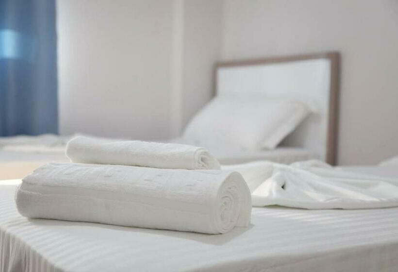 בית מלון כפרי Shëngjini Apartments  Twin Towers