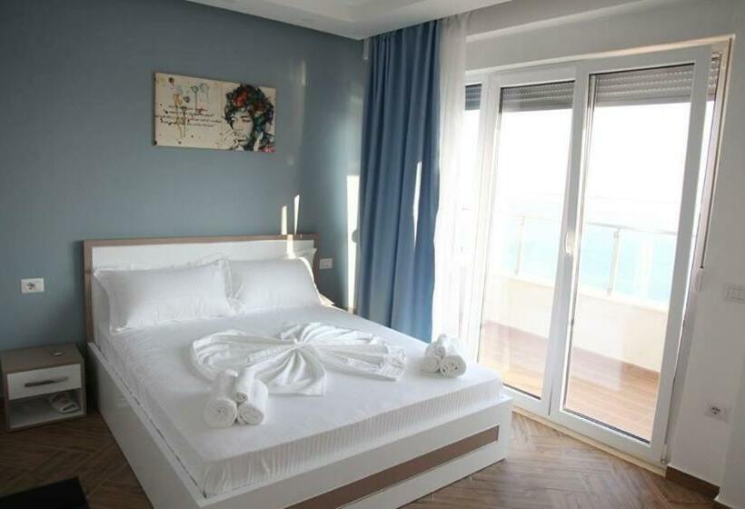 בית מלון כפרי Shëngjini Apartments  Twin Towers