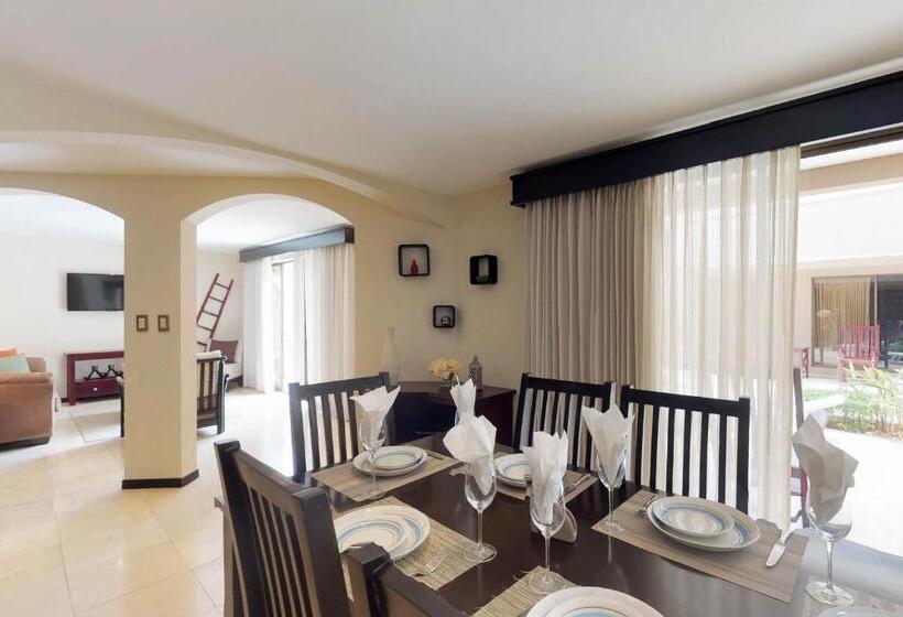 هتل The Cove 3 At Playa Ocotal