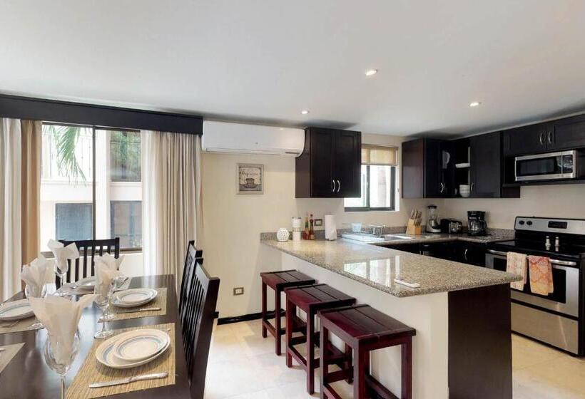 هتل The Cove 3 At Playa Ocotal