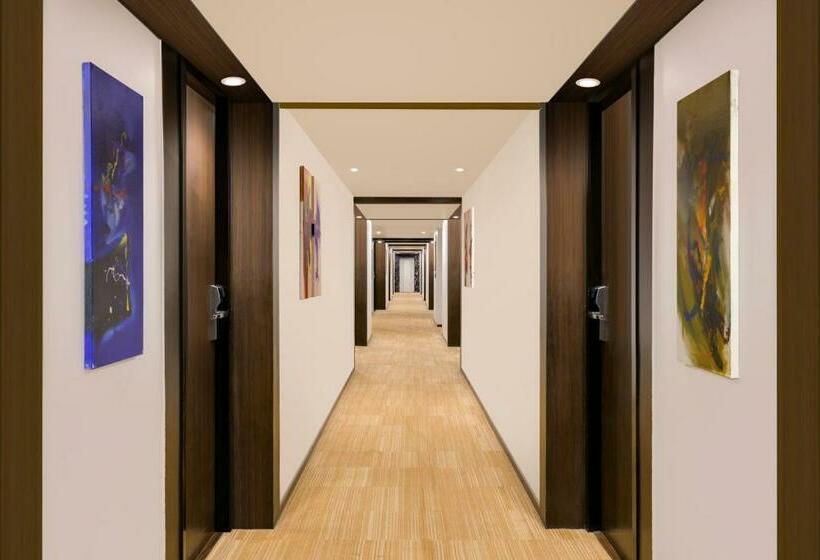 Lemon Tree Hotel, Hubli