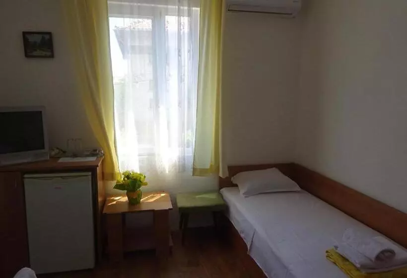 Majatalo Hrisi