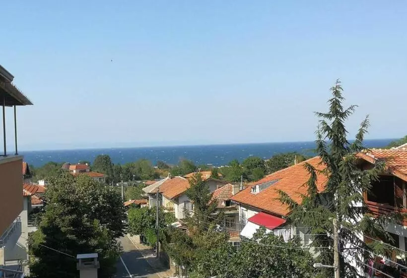 Majatalo Hrisi
