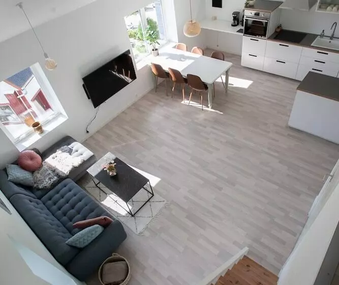 Stadium / Central / Park / Art Gallery