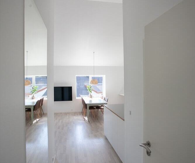 Stadium / Central / Park / Art Gallery