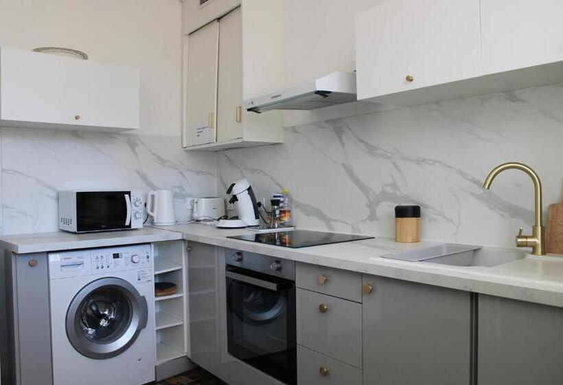 Superbe Appartement Avec Parking Sur Place