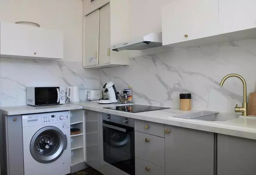 Superbe Appartement Avec Parking Sur Place