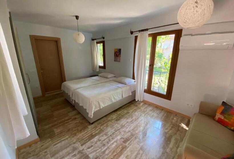 Villa Merry   Dalyan Stonehouse With Palmtrees, 50m To River
