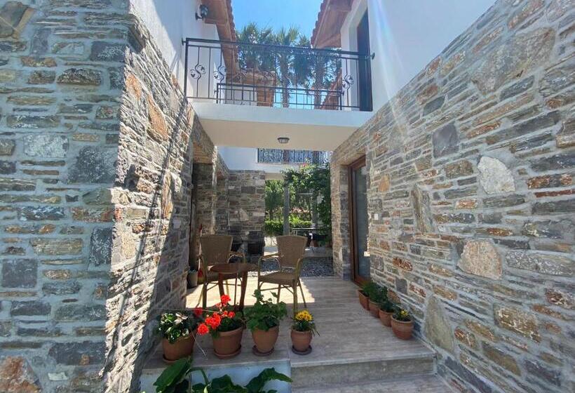 Villa Merry   Dalyan Stonehouse With Palmtrees, 50m To River